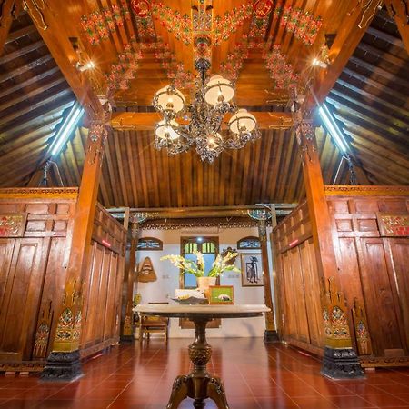 Villa Joglo Yudhistira Sleman  Esterno foto