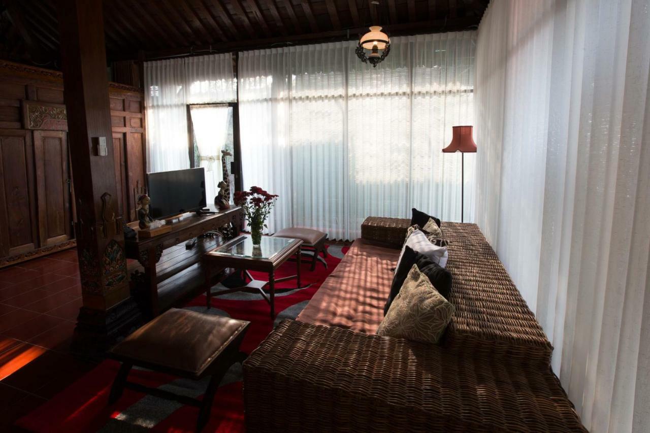 Villa Joglo Yudhistira Sleman  Esterno foto